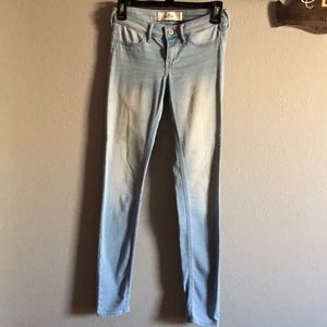 Hollister Jeans🌻